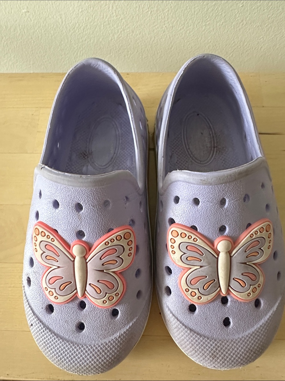 Old Navy Slip-On Shoes
